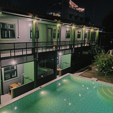 Chiangmai Moli Inn (Adults Only) Chiang Mai Buitenkant foto