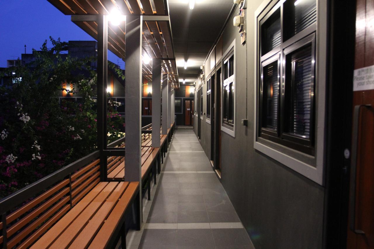 Chiangmai Moli Inn (Adults Only) Chiang Mai Buitenkant foto