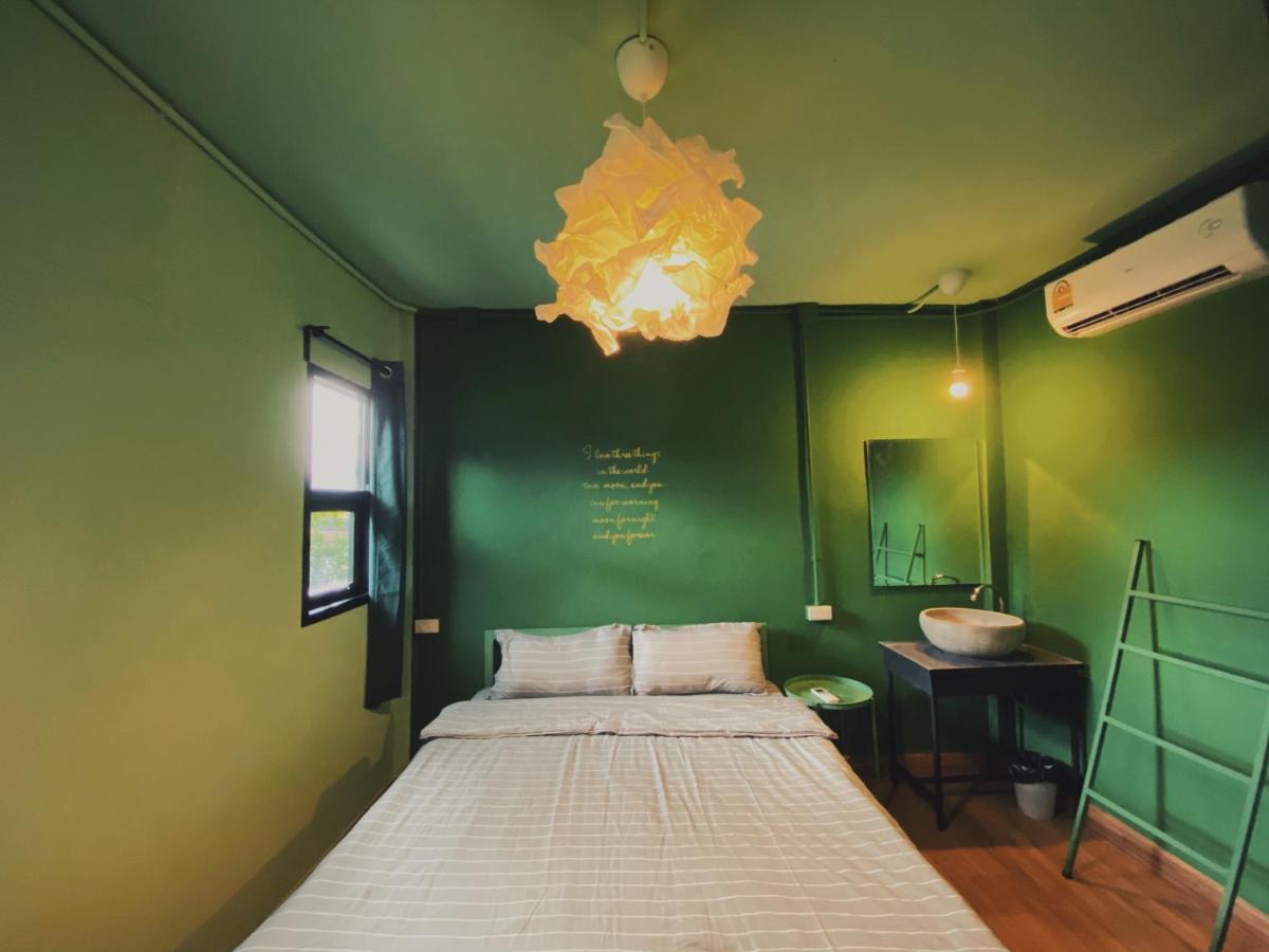 Chiangmai Moli Inn (Adults Only) Chiang Mai Buitenkant foto