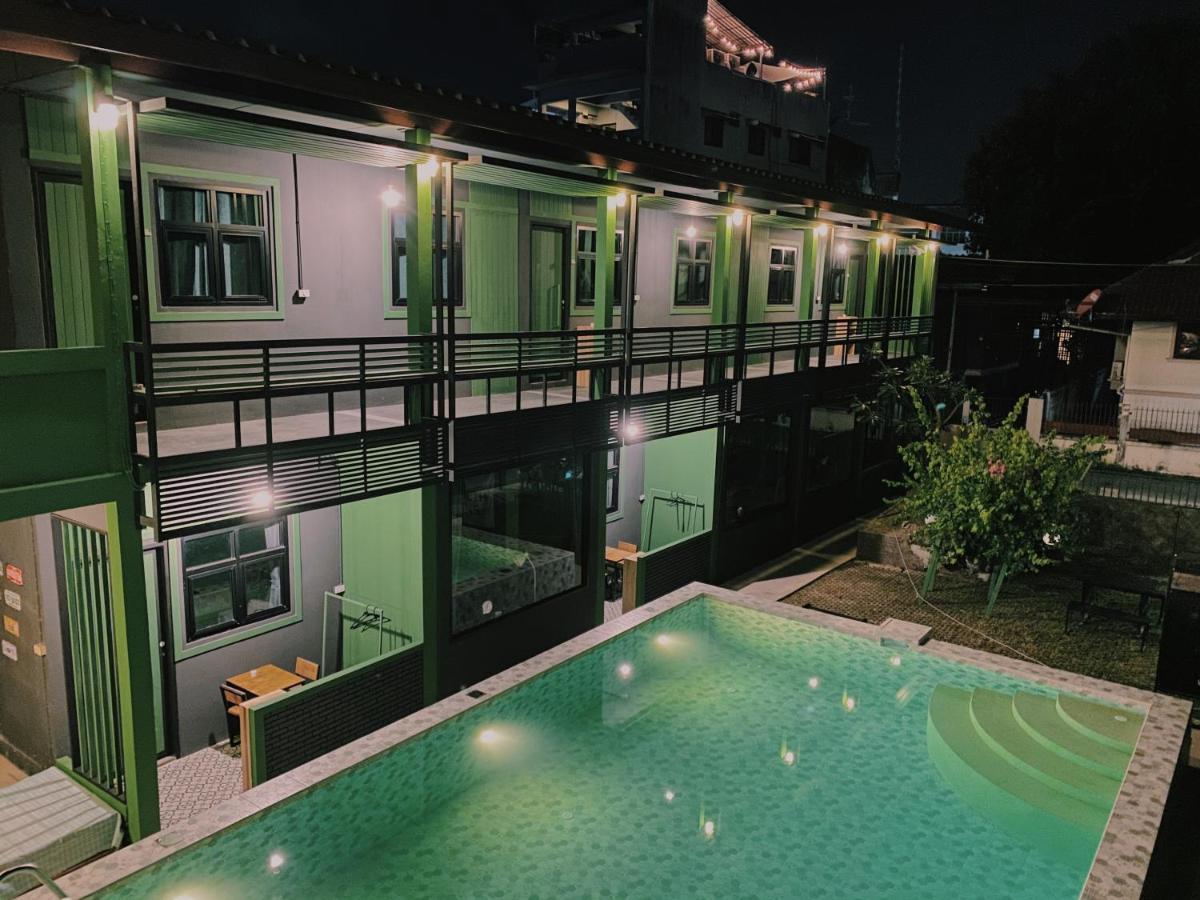 Chiangmai Moli Inn (Adults Only) Chiang Mai Buitenkant foto